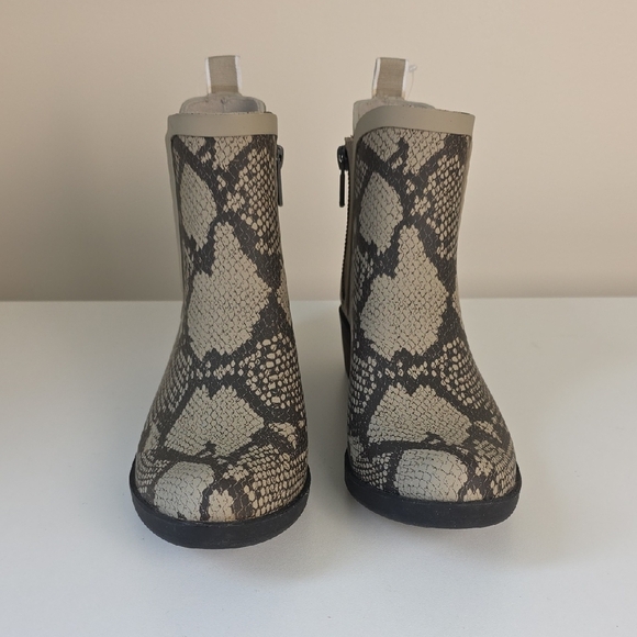 Lucky Brand Shoes - Lucky Brand Tan and Brown Snakeprint Ankle Boots.  Size 8. NWT
